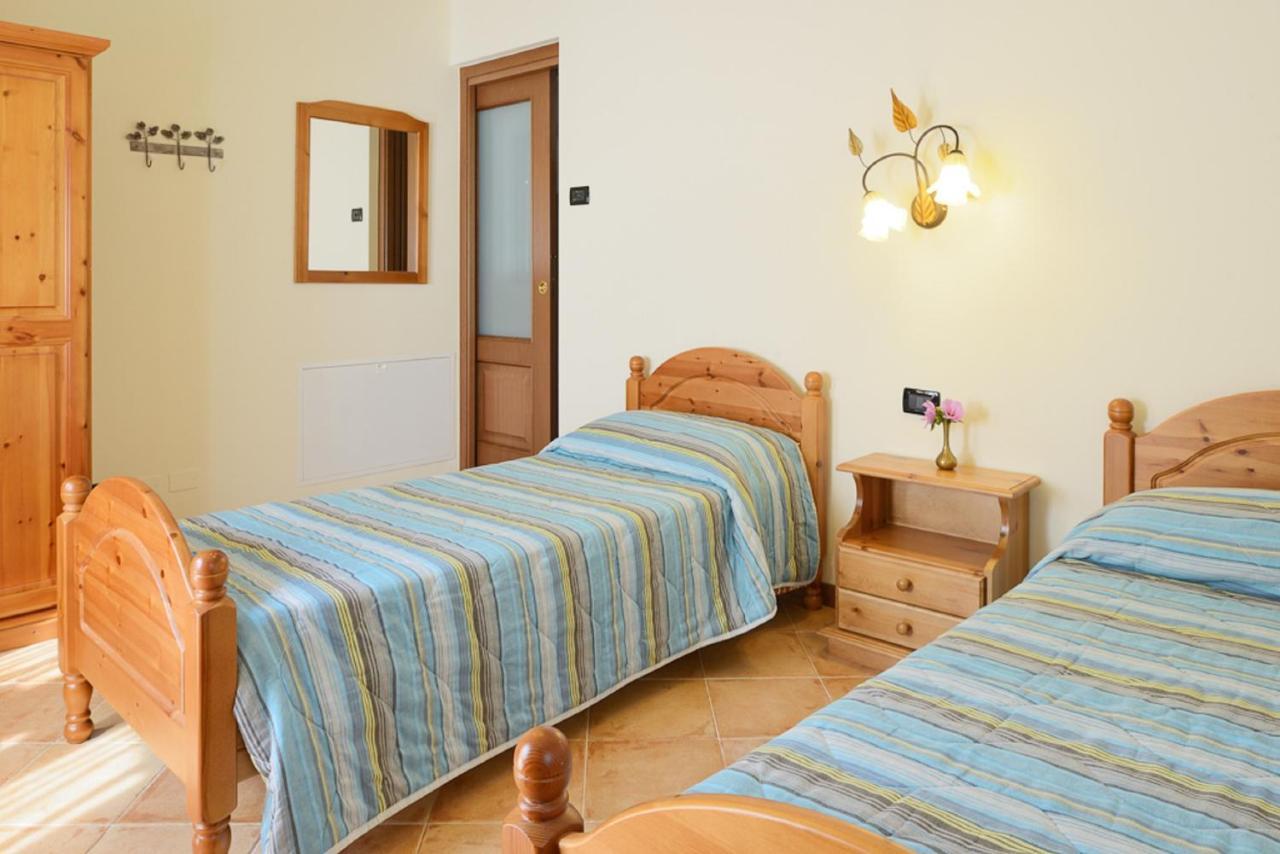 Bed And Breakfast Montino Cene Quarto foto